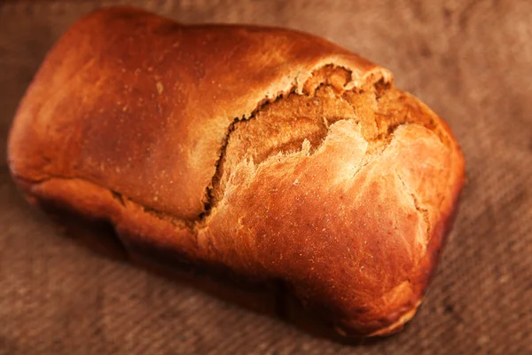 Hele verse zelfgemaakte brood — Stockfoto