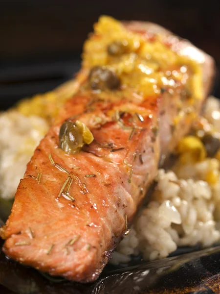 Salmon with capers sauce — Stock Photo, Image