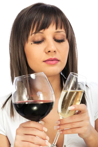 Comparando vinho tinto e branco — Fotografia de Stock