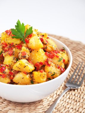 Susam ve Salantro ile patates