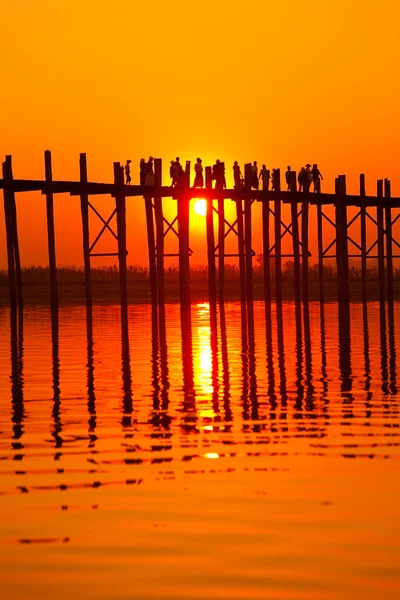 ミャンマーのマンダレーにあるU Bein bridge — ストック写真