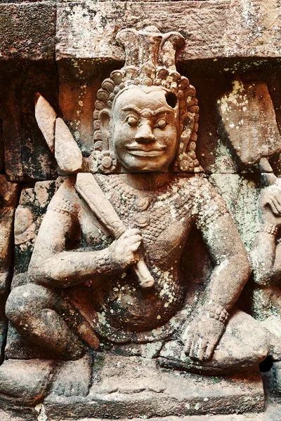 Statue at  Angkor Wat, Cambodia — Stock Photo, Image