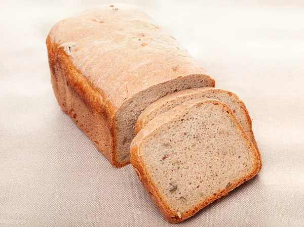 Házi szeletelt kenyér — Stock Fotó