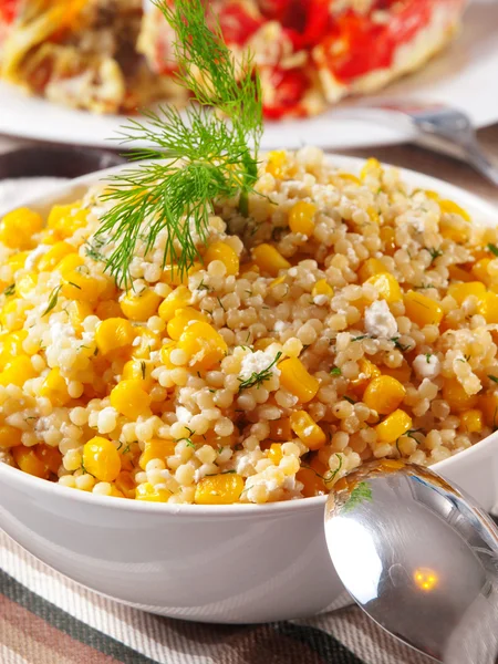 Quinua con ensalada de maíz — Foto de Stock