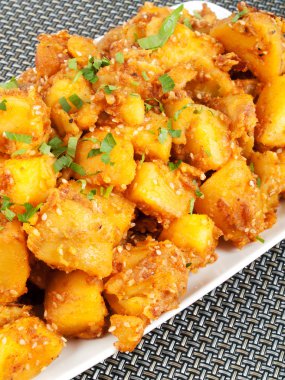 Susam fırında patates