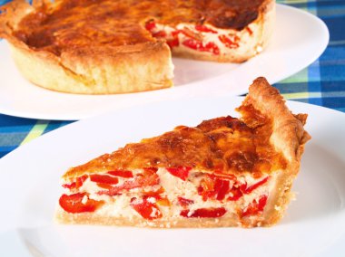 Quiche peynir ve biber ile