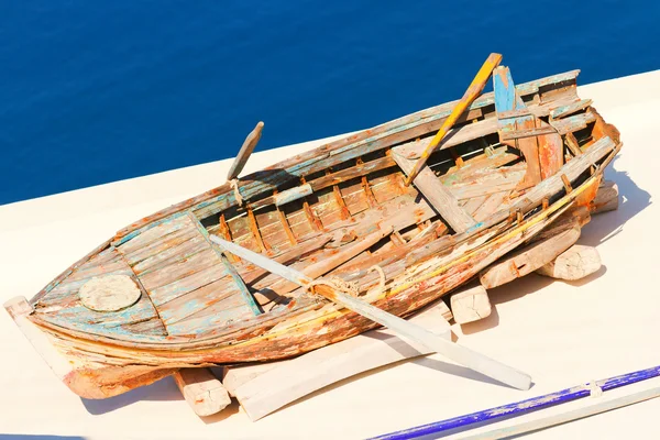 Old boat in Firostefani — Stock Photo, Image