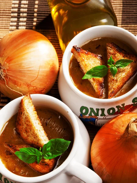 Soupe d'oignon à l'huile d'olive — Photo