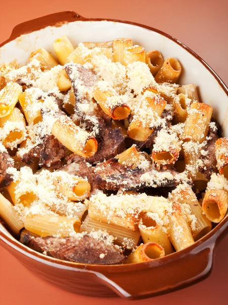 Maccheroni con casseruola di vitello — Foto Stock