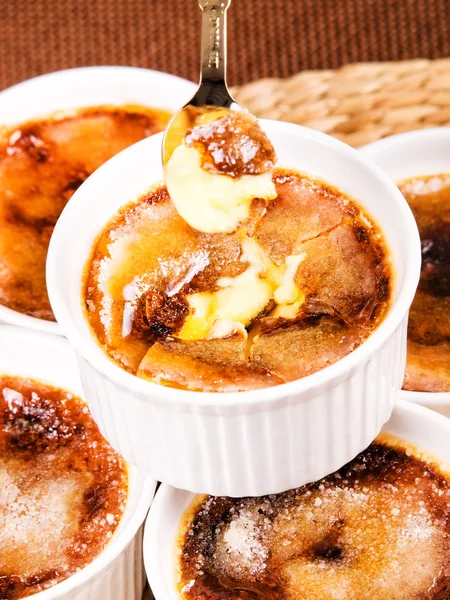 Creme Brulee, one portion — Stock Photo, Image