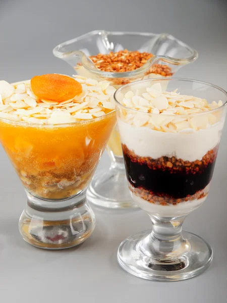 Sweet dessert creams — Stock Photo, Image