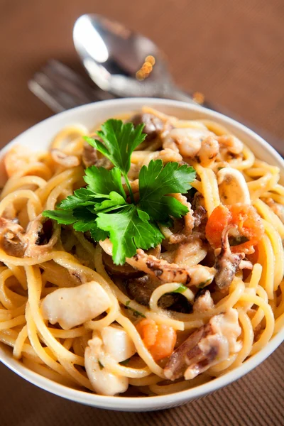 Spaghetti ai frutti di mare — Foto Stock