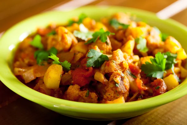 Gobi Aloo Indian curry dish — Stock Photo, Image