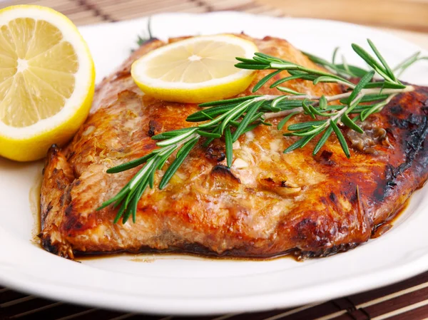 Baked salmon with rosemary — Stock Photo, Image