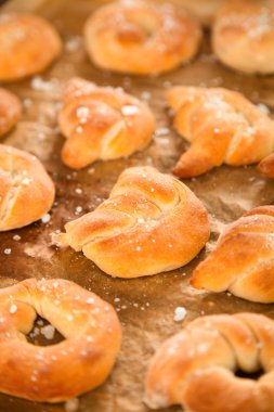 Taze ev yapımı simit