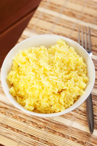 Ρύζι μαγειρεμένο με kurkuma — Φωτογραφία Αρχείου