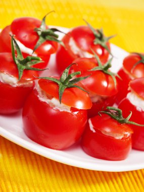 Dolması domates peynir krem