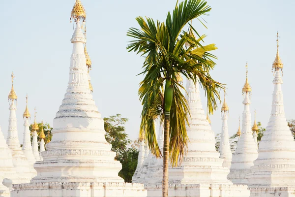 Pagoda de Kuthodaw, Myanmar — Foto de Stock