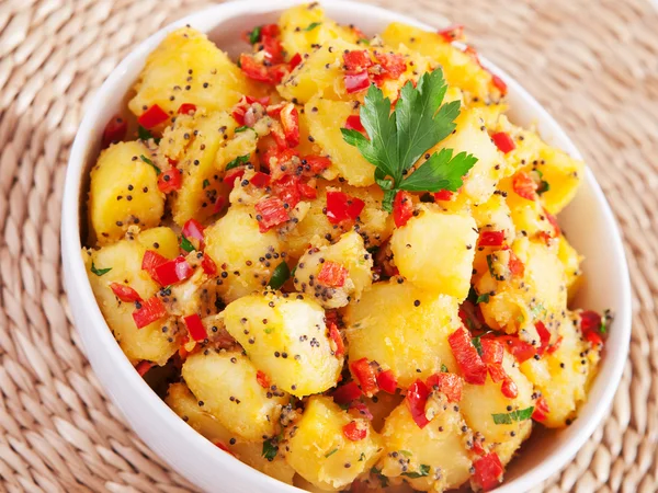 Susam ve Salantro ile patates — Stok fotoğraf