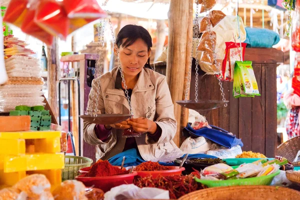 Venta de especias y hierbas, Bagan — Foto de Stock