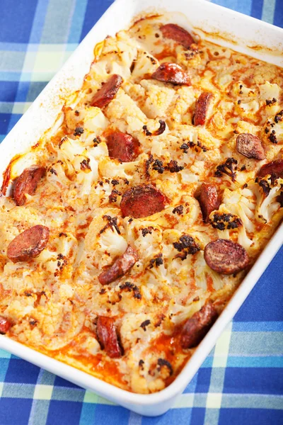 Casseruola di formaggio con salsiccia — Foto Stock