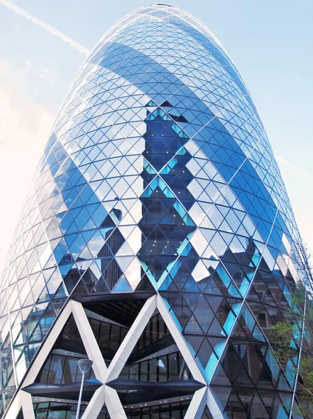 Здание Gherkin в Лондоне — стоковое фото