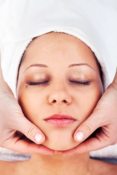 Young woman having massage — Stock Photo, Image