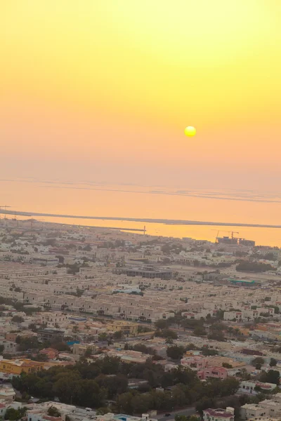 Skyline van Dubai bij zonsondergang — Stockfoto