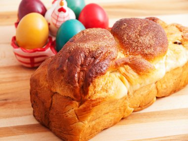 Paskalya tatlı ekmek