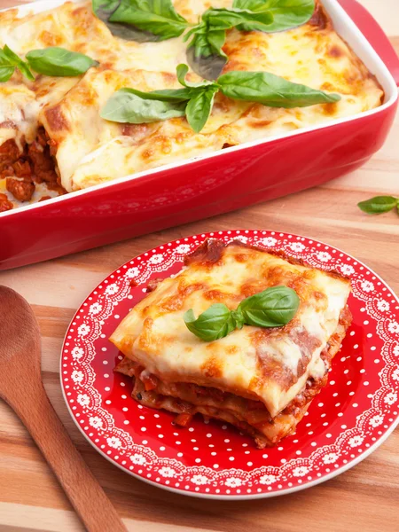Klassisk italiensk lasagne Bolognese — Stockfoto