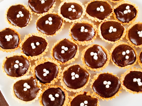 Tartaletas de postre con chocolate —  Fotos de Stock