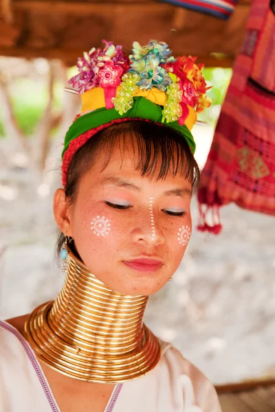 在泰国的长长的脖子女人 — 图库照片