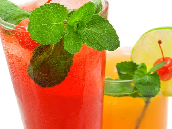 Wild Cherry and Operation Recoverer cocktails — Stock Photo, Image