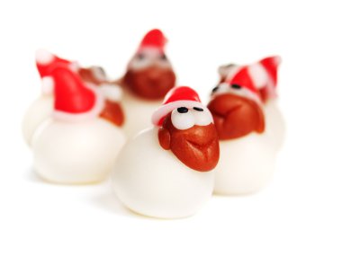 Oyuncak koyun santa şapka ile