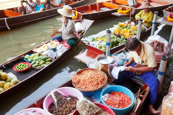 Damnoen Saduak Floating Market — Stock Photo, Image