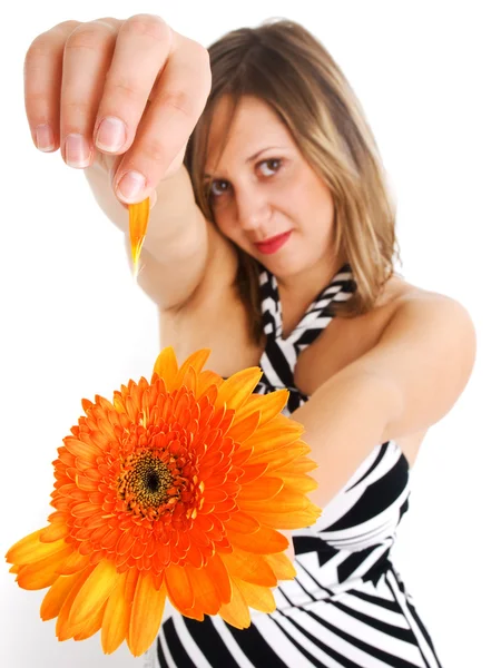 Schöne Frau mit Blume — Stockfoto