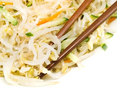 Çince soya fasulyesi salatası