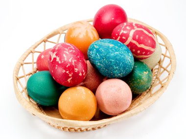 Sepet içinde Paskalya Paskalya yumurtaları
