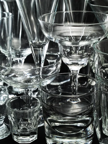 Diverses lunettes de cocktail vides — Photo