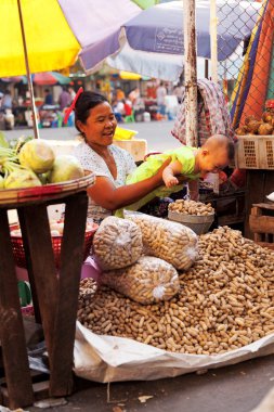 Yangon semt pazarı