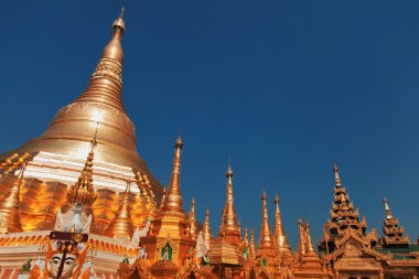shwedagon pagoda yangon yapılan