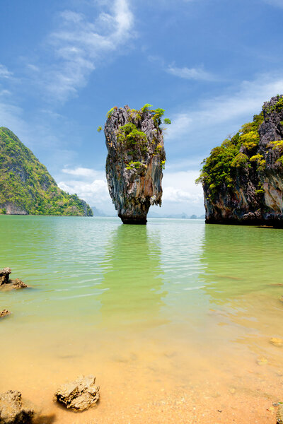 Джеймс-Бонд-Айленд
