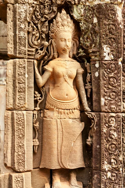 Apsara carving, Angkor wat — Stock Photo, Image