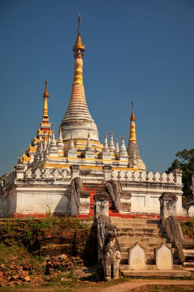 Pagoda de Kuthodaw, Myanmar — Foto de Stock