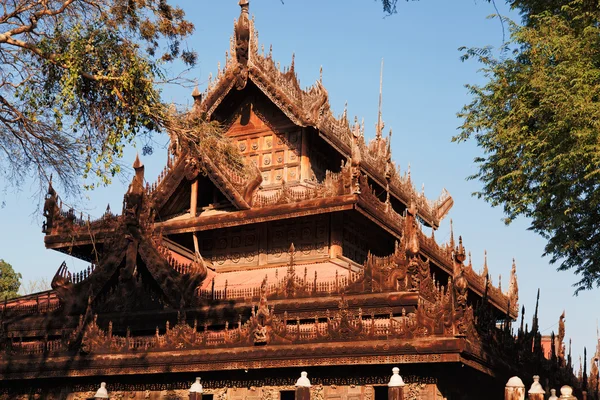 Mandalay Shwe Kyaung Monastery — Stock Photo, Image