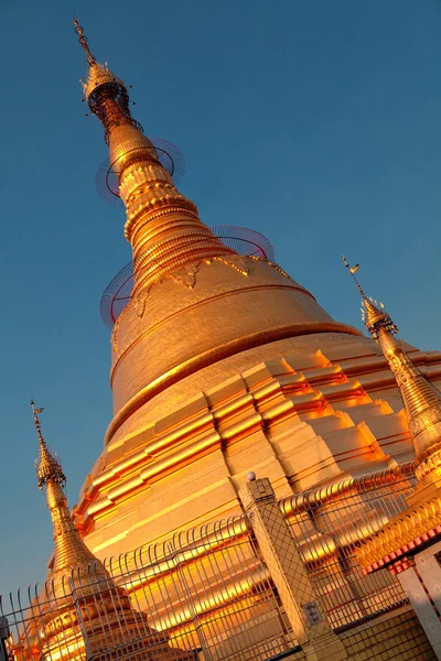 Botataung Pagoda, Yangon — Stock fotografie