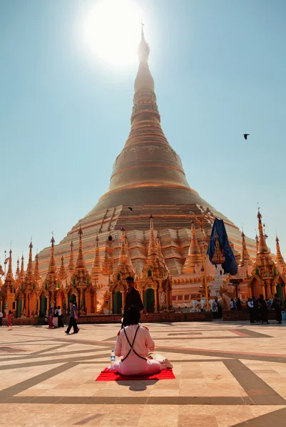 Young Burmese man praying — Stock Photo, Image