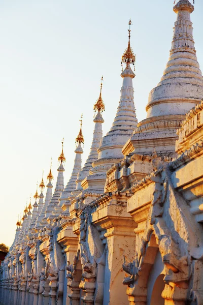 Pagoda Kuthodaw, Myanmar — Stok Foto