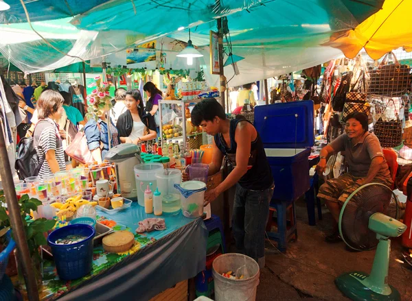 Mercado de comida local, Bangkok — Fotografia de Stock