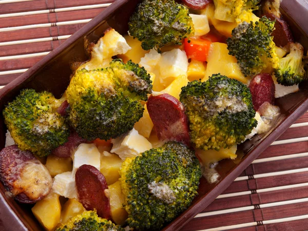 Brocolli en aardappel casserole — Stockfoto